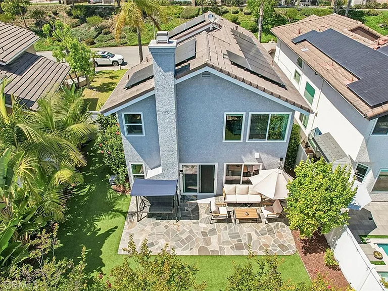 24882 Oxford Dr — Photo 37