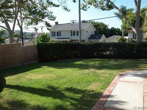 2nd image of 5226 Emerald St