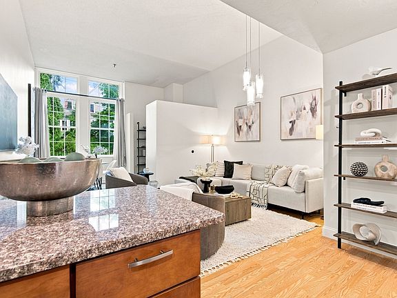 4th image of 76 Elm St APT 107