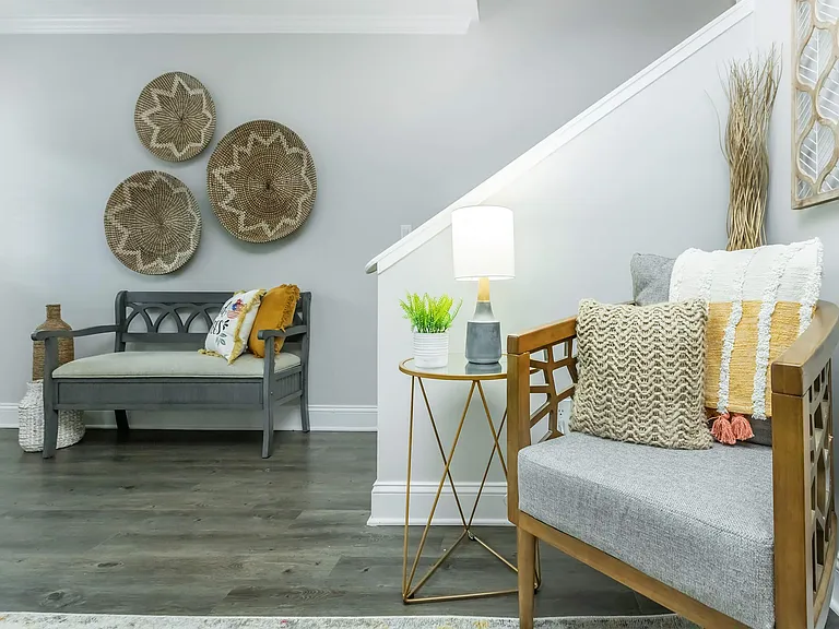 Brighton Valley Apts — Photo 23