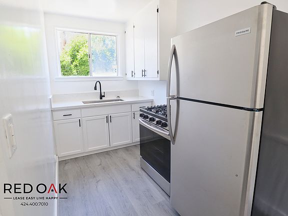 2nd image of 4771 Marathon St #1