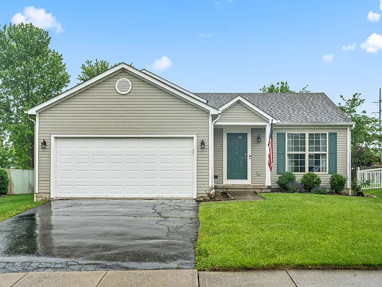 1300 Faunsdale Dr — Photo 1