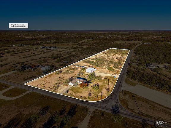 2nd image of 12274 Twin Lakes Ln