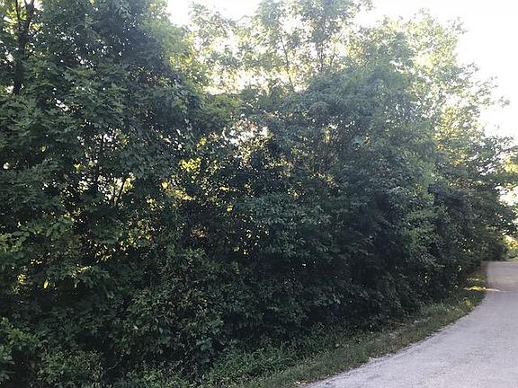 4th image of 27399 Farm Road 1250