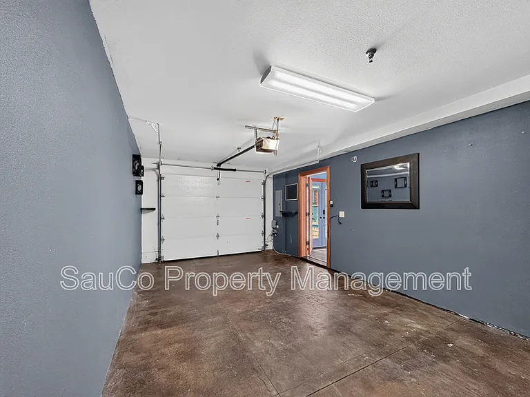 5049 SW View Point Ter #B — Photo 10