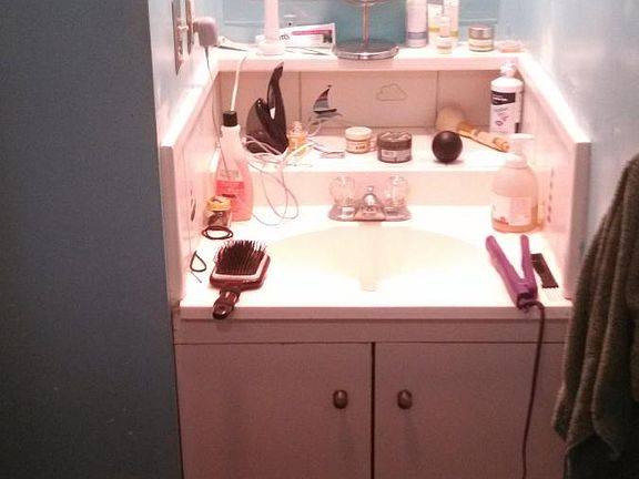 5th image of 2919 Fillmore St NE #1