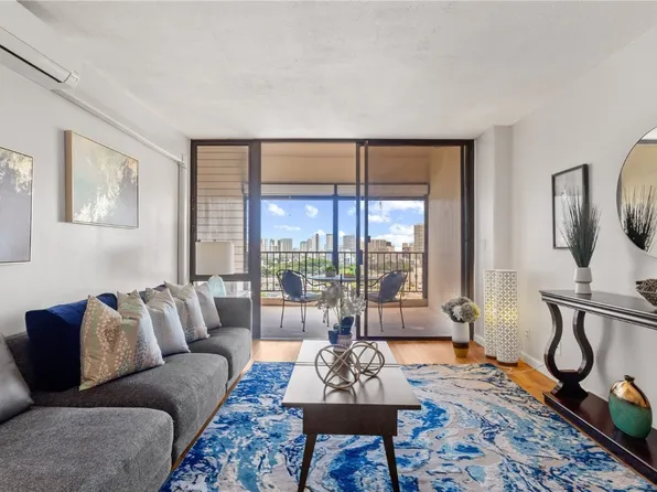 3138 Waialae Ave APT 1110, Honolulu, HI 96816