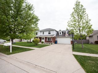667 Cottage Ct, Morris, IL 60450