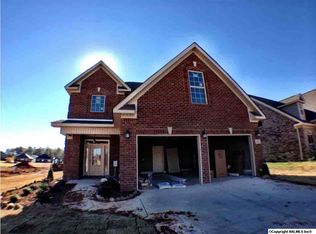 121 Wolf Creek Trl, Huntsville, AL 35824