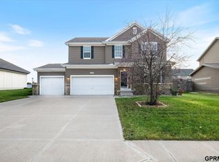 2309 Alexandra Rd, Papillion, NE 68133