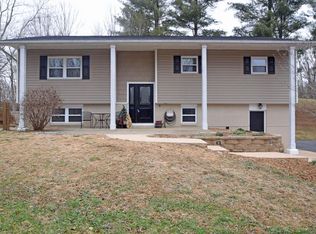 2385 Titus Rd, Batavia, OH 45103