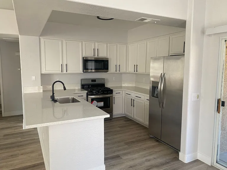 9901 Trailwood Dr #2123 — Photo 2