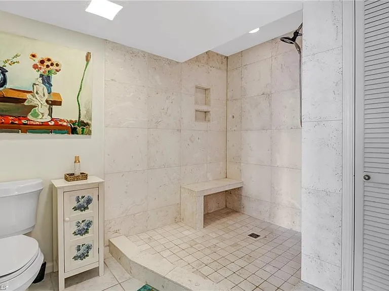 4041 Gulf Shore Blvd N #4 — Photo 25