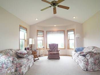 4th image of 23607 NE 180th St