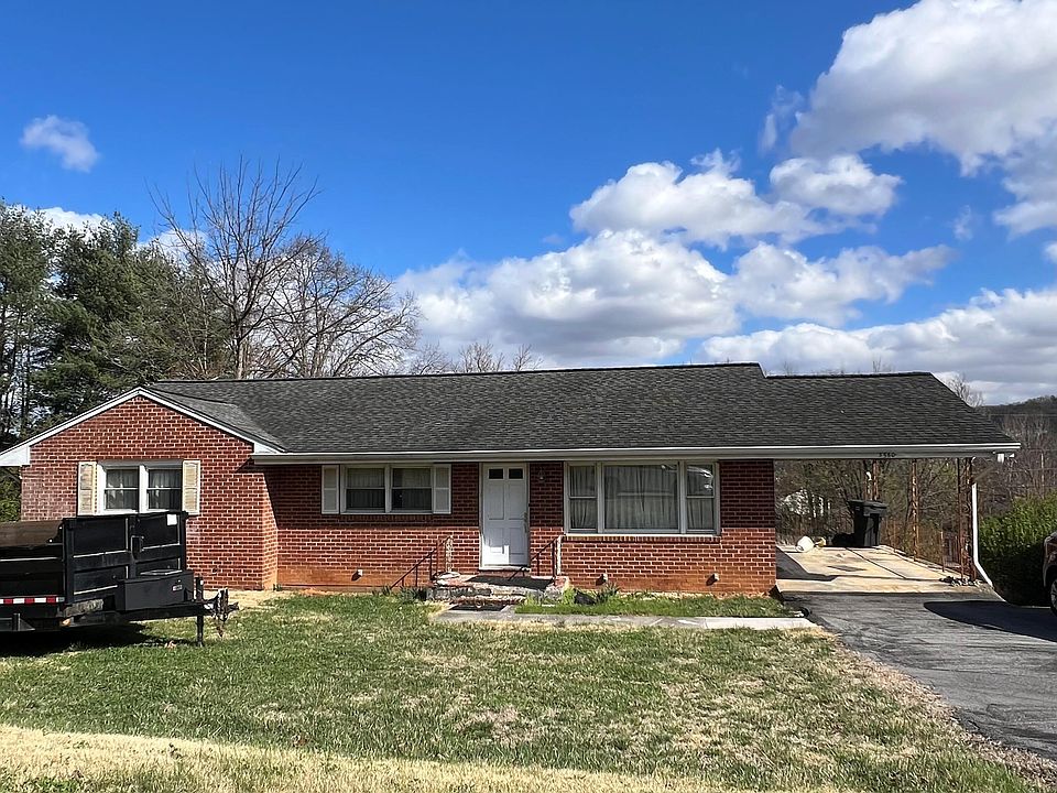2nd image of 3560 Cedar Ln