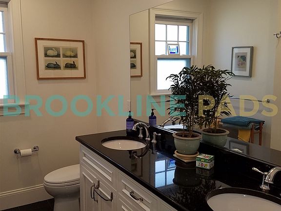 1479159251-20161112-134622