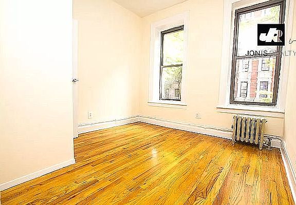 2nd image of 115 Saint Marks Pl APT 18