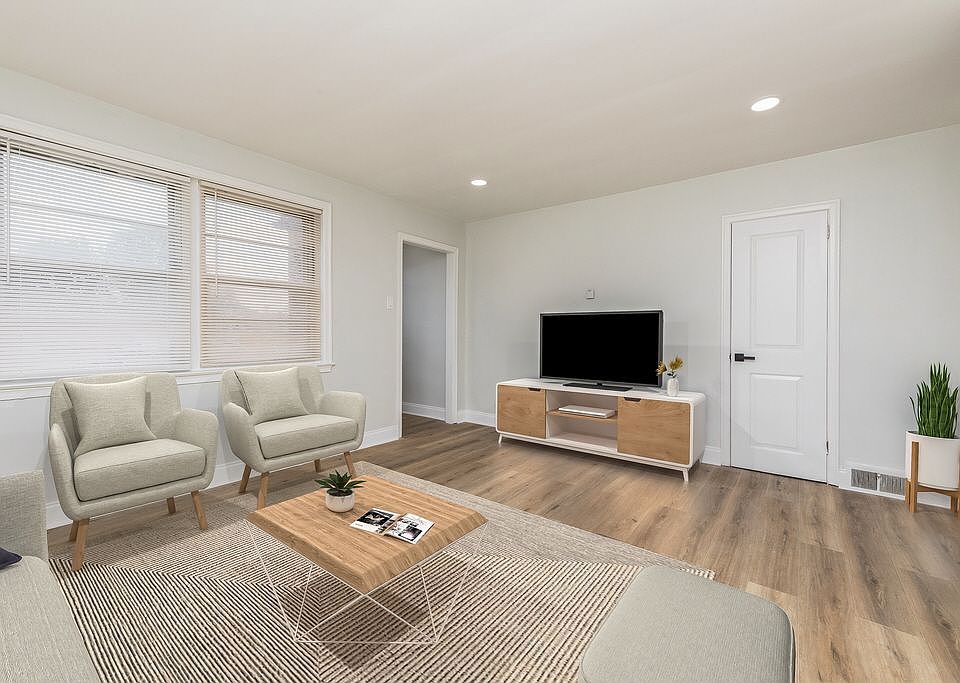 Living Area-Renovated