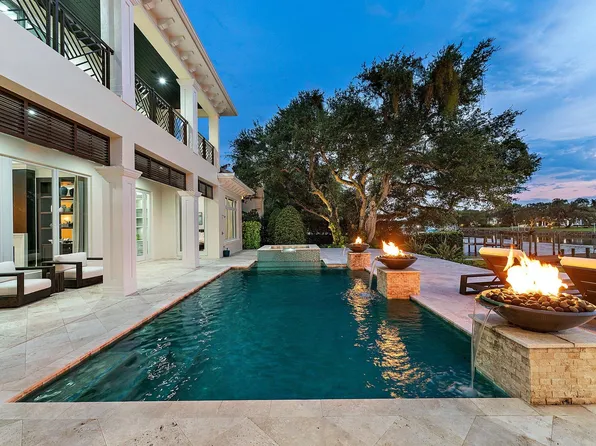 13209 Rolling Green Road, North Palm Beach, FL 33408