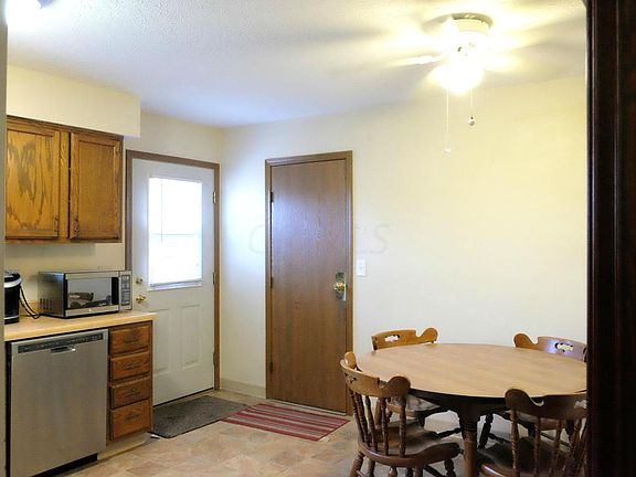 5th image of 1176 Worthington Woods Blvd