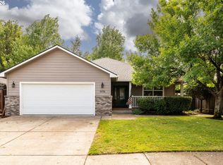 1076 Yew St, Junction City, OR 97448