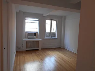 Rented by Carlyle Property Management