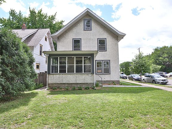 3rd image of 3500 Garfield Ave #2