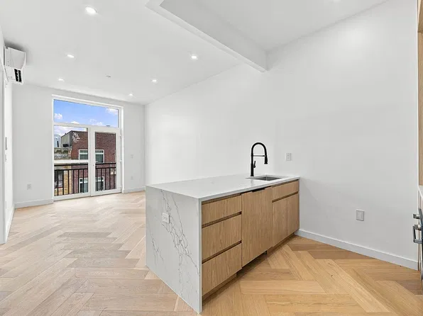 299 Stockholm St #4A, Brooklyn, NY 11237