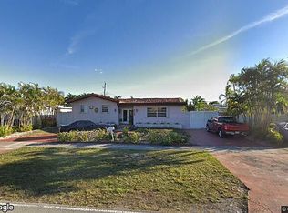 8250 SW 32nd St, Miami, FL 33155