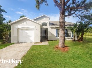 150 Empress Ave, Sebastian, FL 32958
