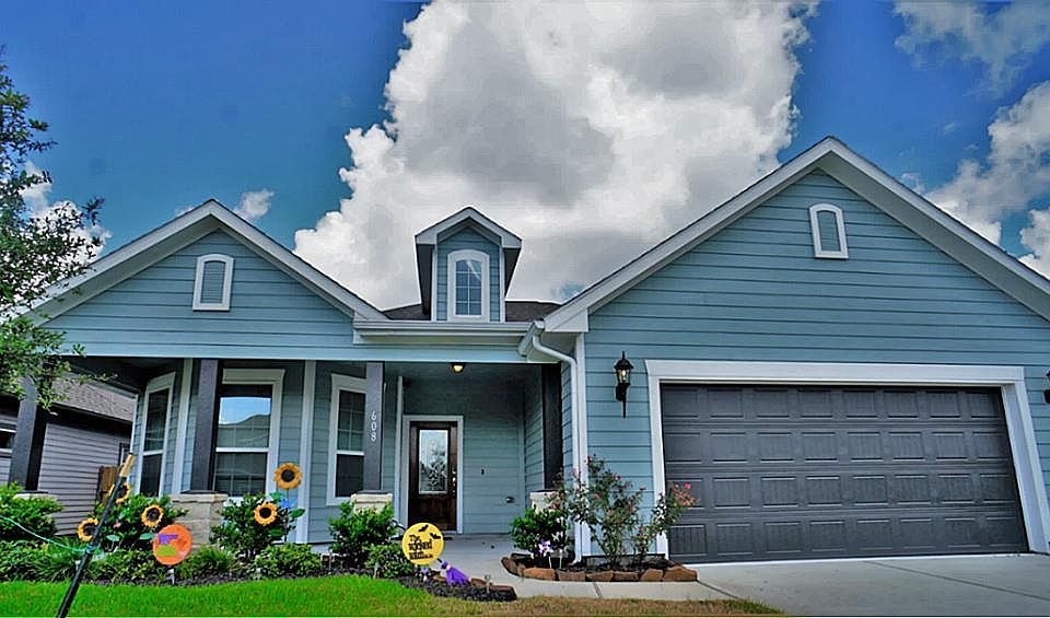 1st image of 608 Township Dr