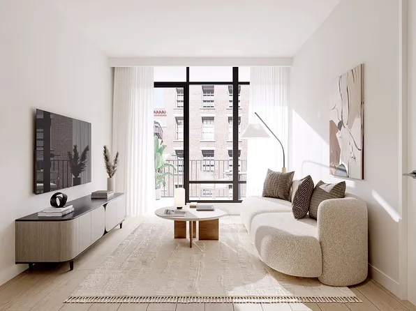 31-19 29th St #2D, Astoria, NY 11106