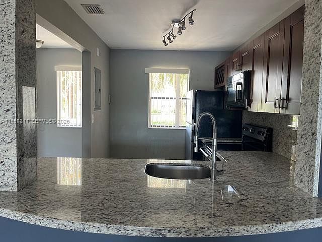 1st image of 5200 NW 31st Ave APT 34