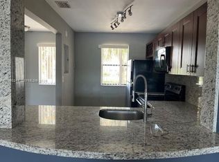 Villas At Lakeview, Fort Lauderdale, FL 33309