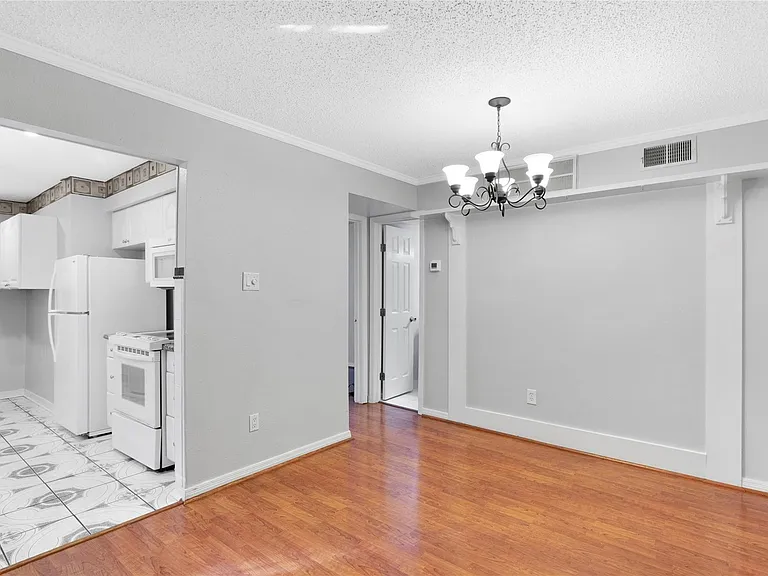2800 Jeanetta St #709 — Photo 4