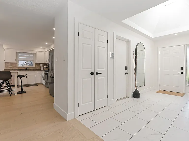 145 Shirley Ave — Photo 5