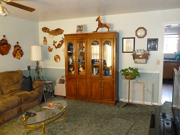 4th image of 459 Sleepy Hollow Dr
