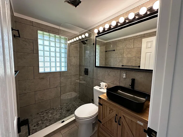1818 Lisa St #B — Photo 7