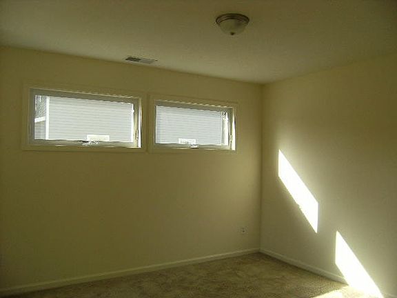 5th image of 314 E Grant St