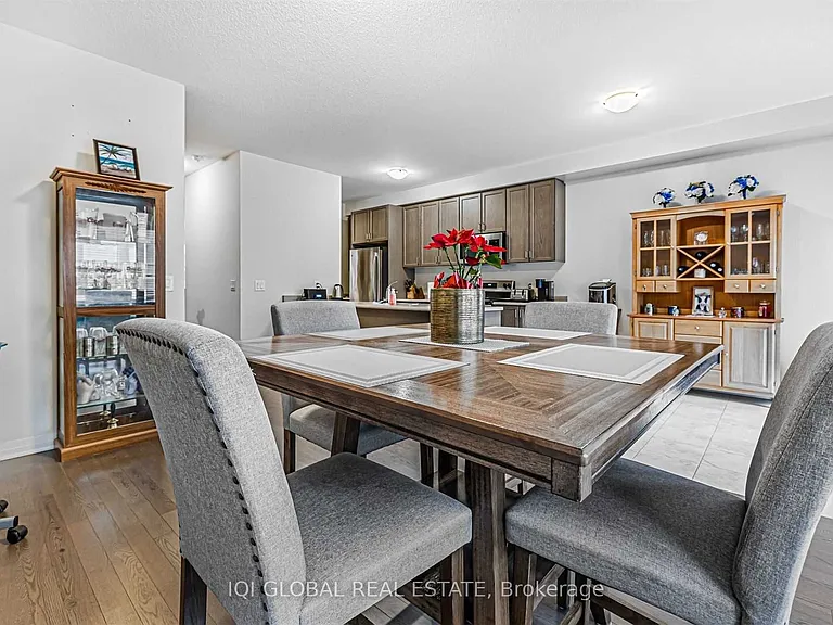 4084 Fracchioni Dr — Photo 4