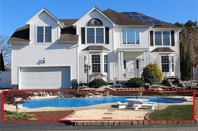 1st image of 300 Hillside Dr