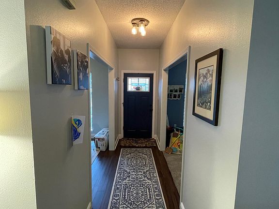 Living room/front door hallway