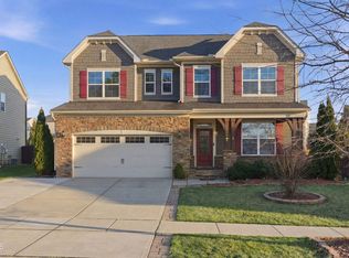 1116 Trotter Bluffs Dr, Holly Springs, NC 27540