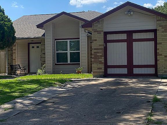 2nd image of 23814 Griffin House Ln