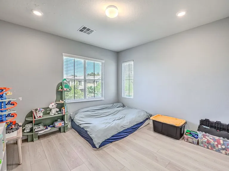 2815 Shining Sun Way — Photo 17