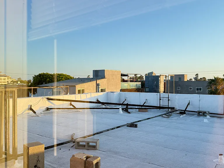 120 Westminster Ave #17 — Photo 8