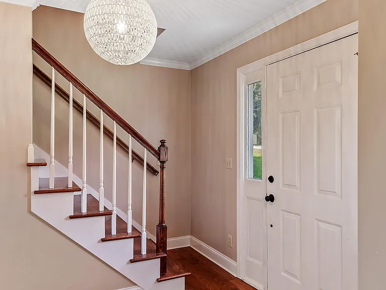 7830 Cove Ridge Dr — Photo 8