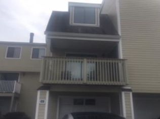 341 Walden Green Rd, Branford, CT 06405