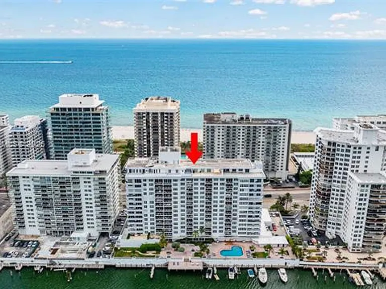 5700 Collins Ave #7J — Photo 2