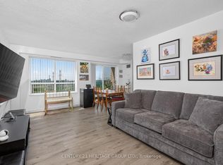39 Oneida Cres #1017, Richmond Hill, ON L4B4T9